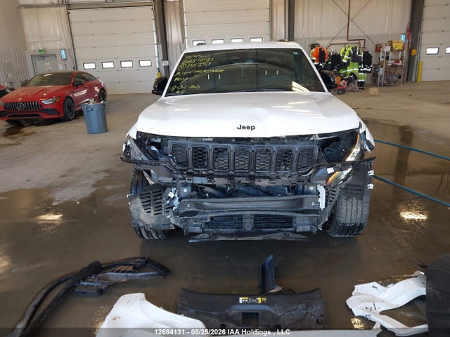 2024 Jeep Grand Cherokee Laredo/altitude მანქანა იყიდება აუქციონზე, vin: 1C4RJHAG5RC141351, აუქციონის ნომერი: 12684131