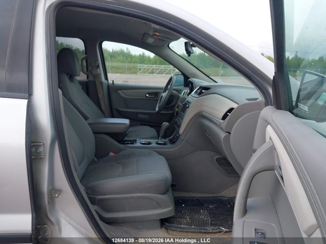 Chevrolet Traverse Ls 2017 1GNKVFKD9HJ350270 Image 5