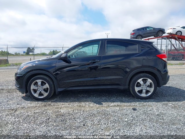 3CZRU6H35NM100431 Honda HR-V LX