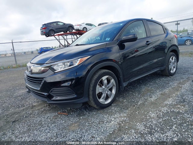 3CZRU6H35NM100431 Honda HR-V LX