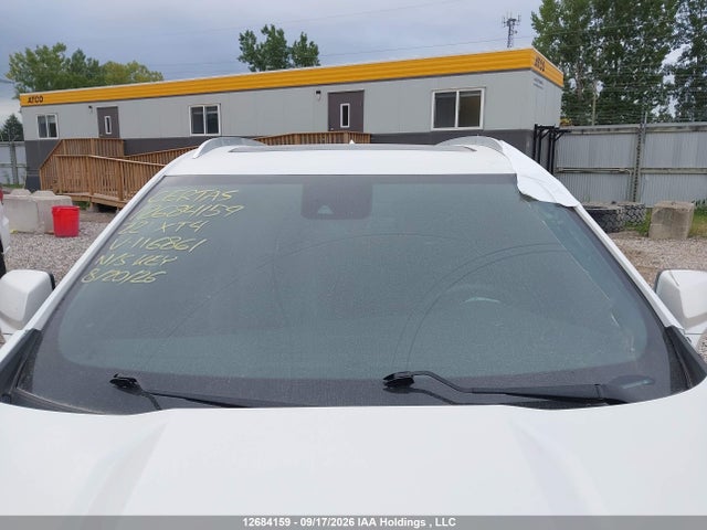 12684159 :رقم المزاد ، 1GYFZDR40NF116861 vin ، 2022 Cadillac Xt4 Premium Luxury مزاد بيع