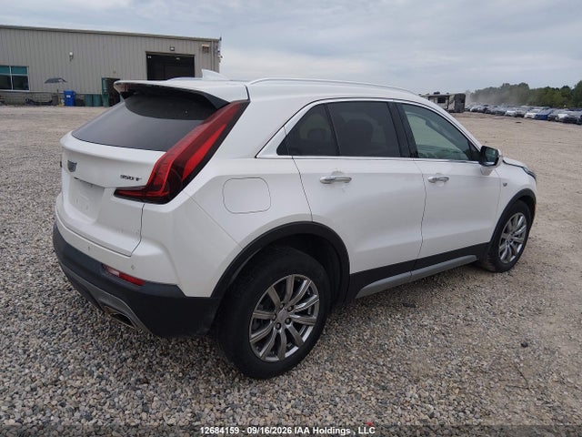 12684159 :رقم المزاد ، 1GYFZDR40NF116861 vin ، 2022 Cadillac Xt4 Premium Luxury مزاد بيع