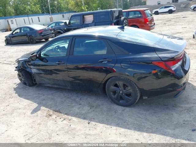 KMHLM4AG3NU353994 Hyundai Elantra