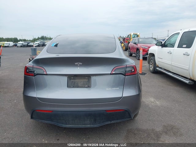 2025 Tesla Model Y მანქანა იყიდება აუქციონზე, vin: 7SAYGDEE1SF224590, აუქციონის ნომერი: 12684200