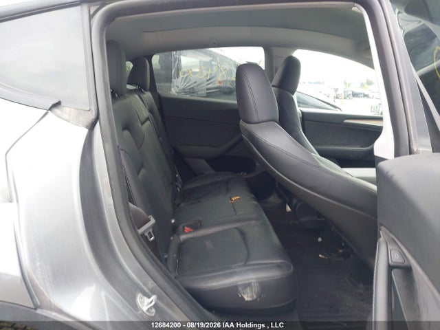 2025 Tesla Model Y მანქანა იყიდება აუქციონზე, vin: 7SAYGDEE1SF224590, აუქციონის ნომერი: 12684200
