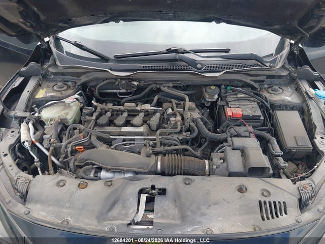 Honda Civic Touring 2019 2HGFC1F95KH104593 Image 10