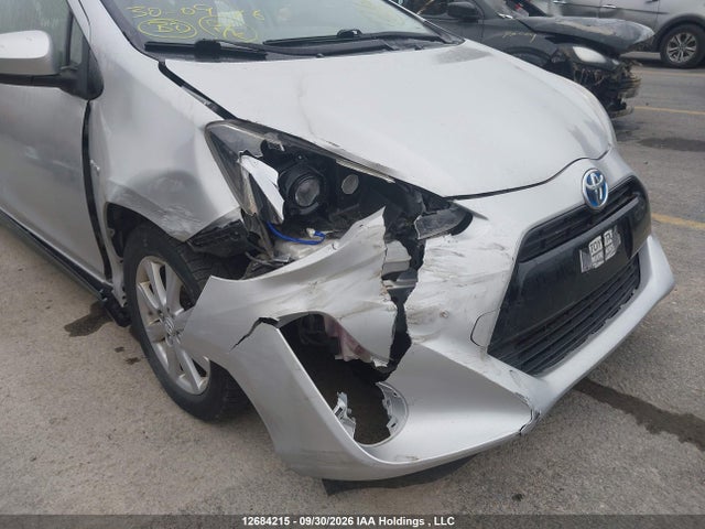 12684215 :رقم المزاد ، JTDKDTB39H1595183 vin ، 2017 Toyota Prius C مزاد بيع