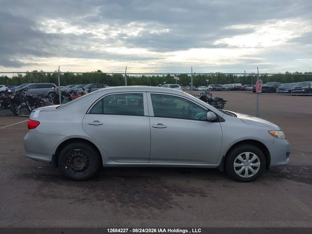 12684227 :رقم المزاد ، 2T1BU4EE2AC199858 vin ، 2010 Toyota Corolla Ce مزاد بيع