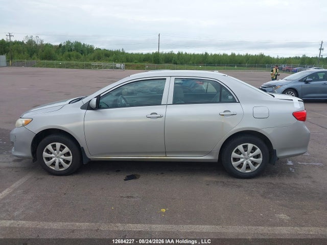 12684227 :رقم المزاد ، 2T1BU4EE2AC199858 vin ، 2010 Toyota Corolla Ce مزاد بيع