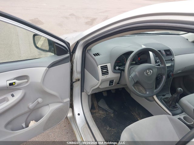 12684227 :رقم المزاد ، 2T1BU4EE2AC199858 vin ، 2010 Toyota Corolla Ce مزاد بيع