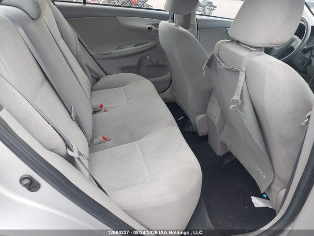 12684227 :رقم المزاد ، 2T1BU4EE2AC199858 vin ، 2010 Toyota Corolla Ce مزاد بيع