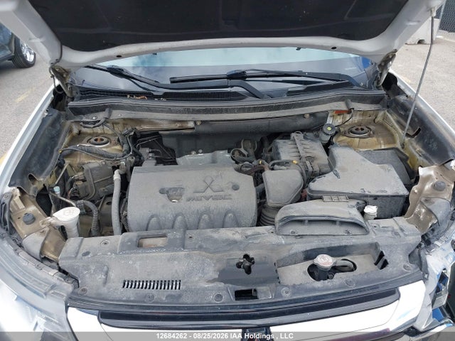Mitsubishi Outlander Es 2017 JA4AZ2A36HZ604992 Image 10