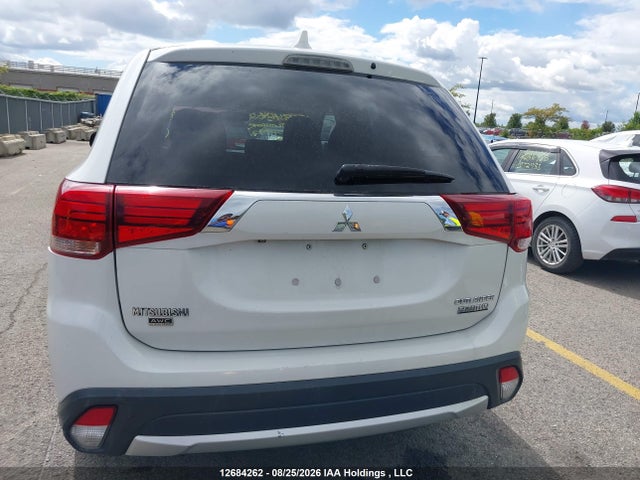 Mitsubishi Outlander Es 2017 JA4AZ2A36HZ604992 Image 16