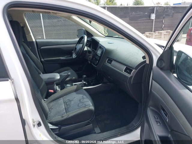 Mitsubishi Outlander Es 2017 JA4AZ2A36HZ604992 Image 5