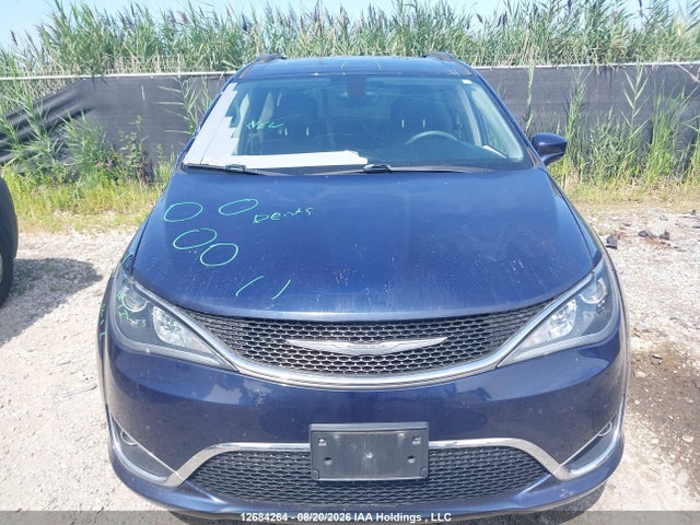 Продаж на аукціоні авто 2017 Chrysler Pacifica Touring L, vin: 2C4RC1BG6HR810829, номер лоту: 12684264