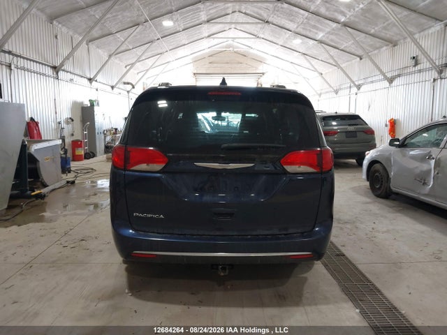 Продаж на аукціоні авто 2017 Chrysler Pacifica Touring L, vin: 2C4RC1BG6HR810829, номер лоту: 12684264