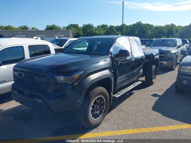 3TYLB5JN7TT116879 Toyota Tacoma 4x4 8a