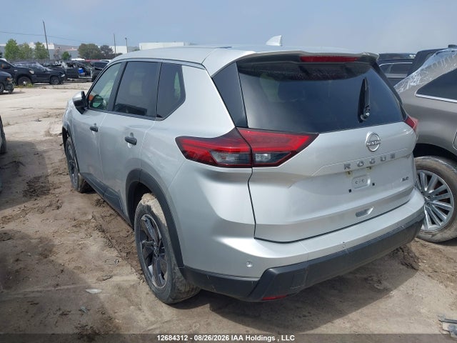 JN8BT3AB0SW165360 Nissan ROGUE S