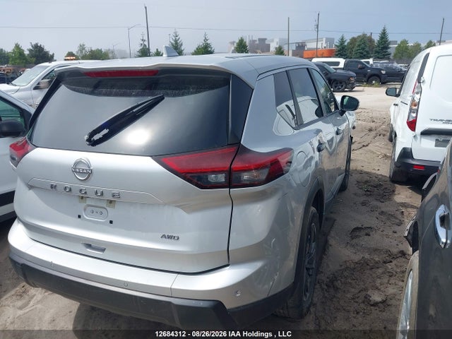 JN8BT3AB0SW165360 Nissan ROGUE S