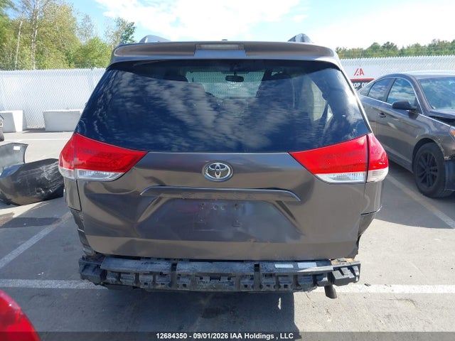 12684350 :رقم المزاد ، 5TDKK3DC4CS279656 vin ، 2012 Toyota Sienna Le V6 8 Passenger مزاد بيع
