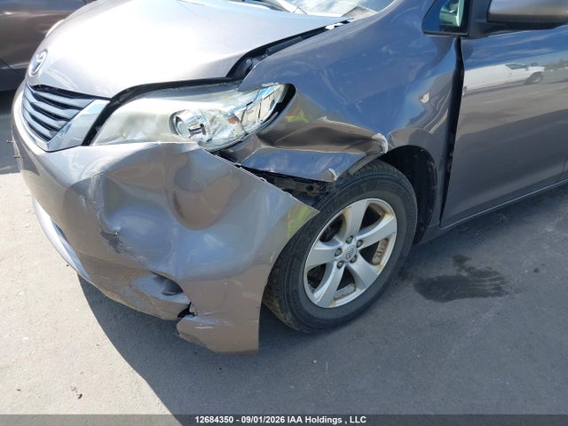 12684350 :رقم المزاد ، 5TDKK3DC4CS279656 vin ، 2012 Toyota Sienna Le V6 8 Passenger مزاد بيع