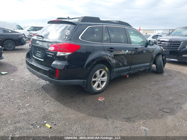 Продажа на аукционе авто 2014 Subaru Outback 3.6r Limited Package, vin: 4S4BRJMC8E2246200, номер лота: 12684354
