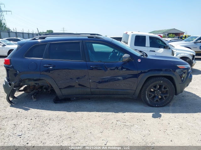Продажа на аукционе авто 2016 Jeep Cherokee Trailhawk, vin: 1C4PJMBS8GW356933, номер лота: 12684447
