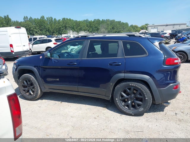 Продажа на аукционе авто 2016 Jeep Cherokee Trailhawk, vin: 1C4PJMBS8GW356933, номер лота: 12684447