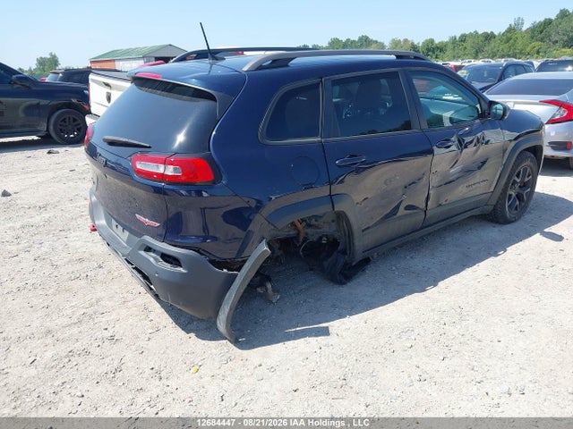 Продажа на аукционе авто 2016 Jeep Cherokee Trailhawk, vin: 1C4PJMBS8GW356933, номер лота: 12684447