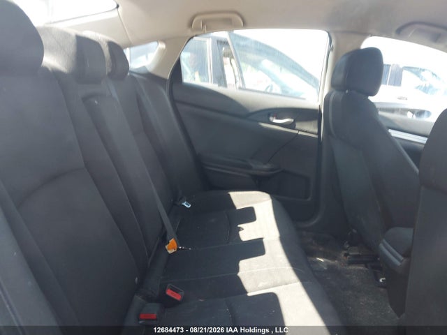 Продажа на аукционе авто 2017 Honda Civic Lx, vin: 2HGFC2F52HH038211, номер лота: 12684473