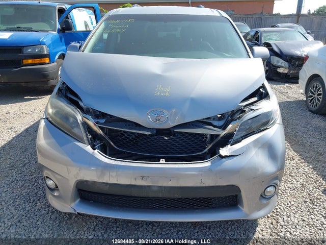 12684485 :رقم المزاد ، 5TDXK3DC8FS668164 vin ، 2015 Toyota Sienna مزاد بيع