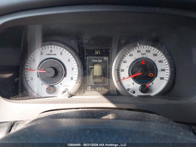 12684485 :رقم المزاد ، 5TDXK3DC8FS668164 vin ، 2015 Toyota Sienna مزاد بيع