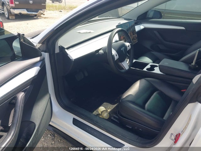 5YJ3E1EA4NF174037 Tesla MODEL 3