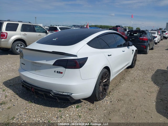 5YJ3E1EA4NF174037 Tesla MODEL 3
