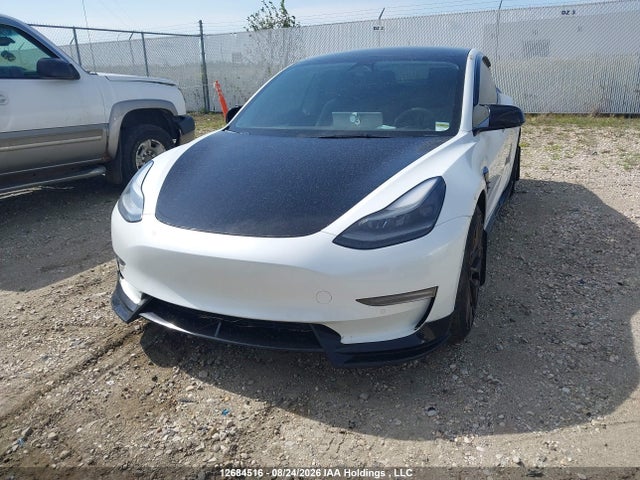 5YJ3E1EA4NF174037 Tesla MODEL 3