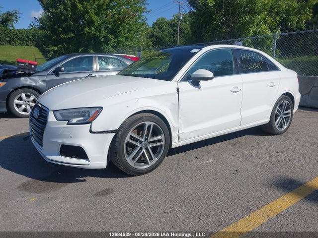 Audi A3 45 Komfort 2020 WAUBEGFF2LA021149 Image 2