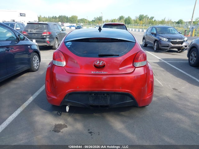 2013 Hyundai Veloster მანქანა იყიდება აუქციონზე, vin: KMHTC6AD9DU109205, აუქციონის ნომერი: 12684544