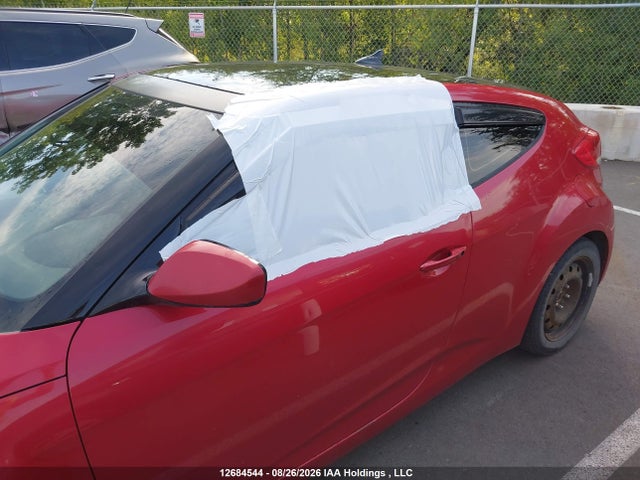 2013 Hyundai Veloster მანქანა იყიდება აუქციონზე, vin: KMHTC6AD9DU109205, აუქციონის ნომერი: 12684544