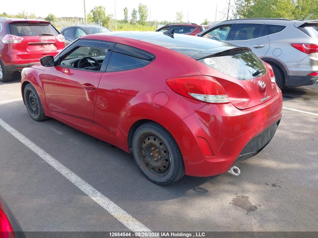 2013 Hyundai Veloster მანქანა იყიდება აუქციონზე, vin: KMHTC6AD9DU109205, აუქციონის ნომერი: 12684544