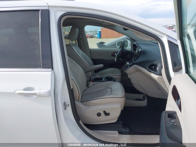 2C4RC1GG9KR706092 Chrysler Pacifica Limited