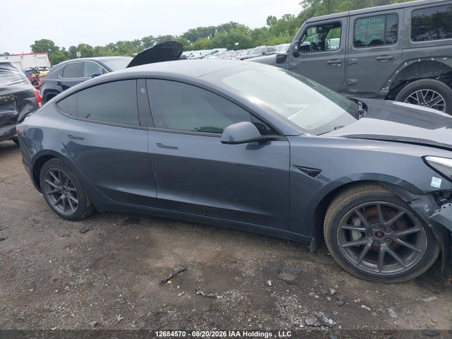 Продажа на аукционе авто 2022 Tesla Model 3, vin: 5YJ3E1EBXNF204229, номер лота: 12684570