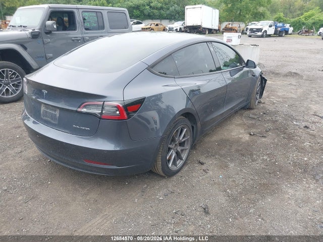 Продажа на аукционе авто 2022 Tesla Model 3, vin: 5YJ3E1EBXNF204229, номер лота: 12684570