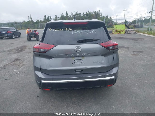 2026 Nissan Rogue Platinum Awd Cvt მანქანა იყიდება აუქციონზე, vin: JN8BT3DD8TW318288, აუქციონის ნომერი: 12684614