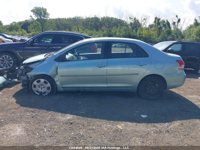 12684649 :رقم المزاد ، JTDBT4K32B1408236 vin ، 2011 Toyota Yaris مزاد بيع
