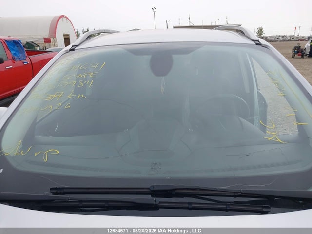 12684671 :رقم المزاد ، 1FMCU9J93JUB17984 vin ، 2018 Ford Escape Titanium مزاد بيع