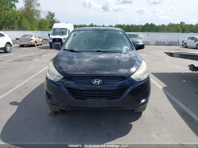 2013 Hyundai Tucson Gl მანქანა იყიდება აუქციონზე, vin: KM8JT3AC8DU700557, აუქციონის ნომერი: 12684673