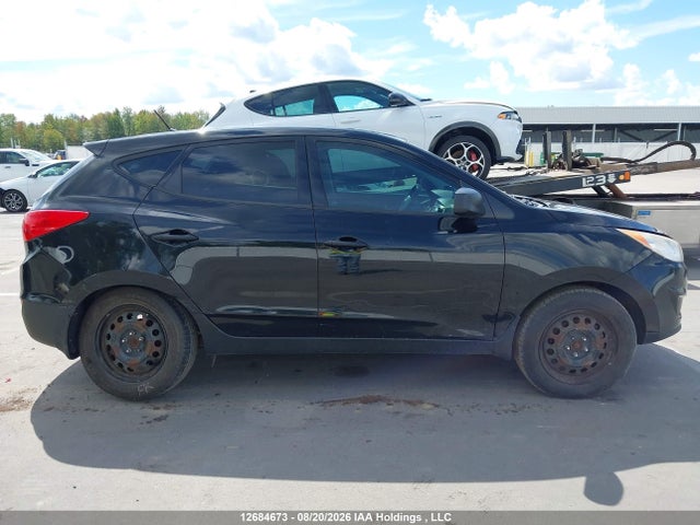 2013 Hyundai Tucson Gl მანქანა იყიდება აუქციონზე, vin: KM8JT3AC8DU700557, აუქციონის ნომერი: 12684673
