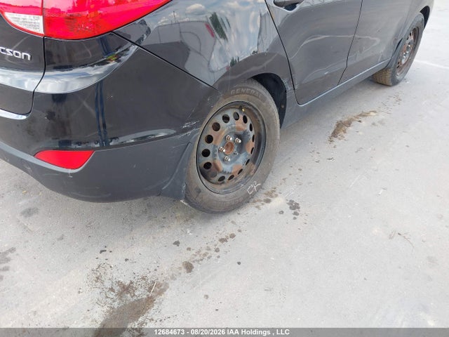 2013 Hyundai Tucson Gl მანქანა იყიდება აუქციონზე, vin: KM8JT3AC8DU700557, აუქციონის ნომერი: 12684673