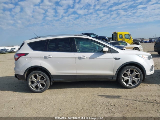 Ford Escape Titanium 2017 1FMCU9J98HUA04817 Image 13