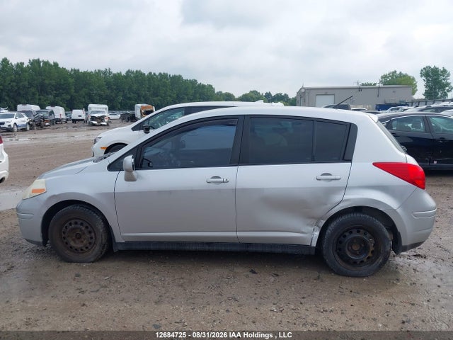 12684725 :رقم المزاد ، 3N1BC13E79L454259 vin ، 2009 Nissan Versa 1.8s مزاد بيع